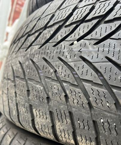 Nokian Tyres WR Snowproof P 225/55 R17