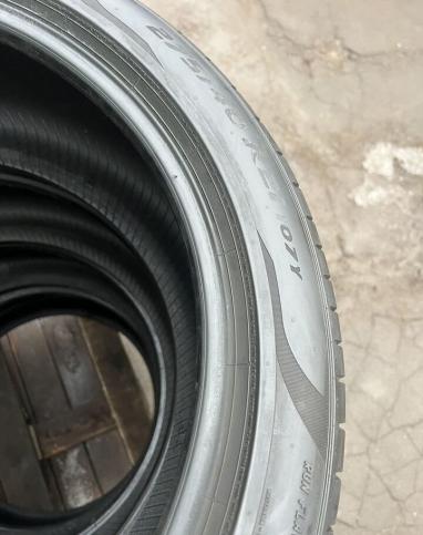 Pirelli P Zero PZ4 275/40 R21