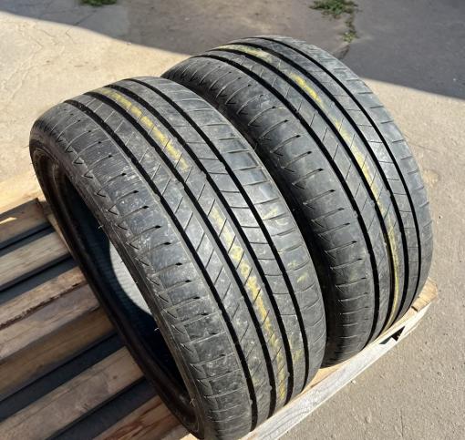 Bridgestone Turanza T005 225/40 R18