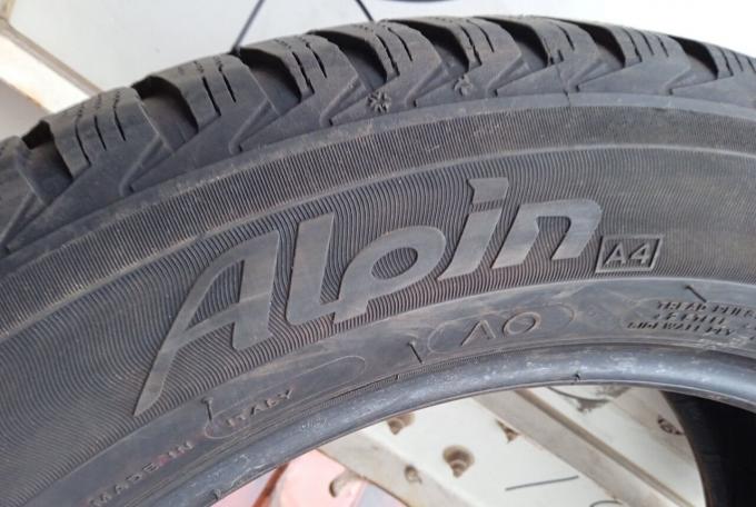 Michelin Alpin A4 225/55 R17