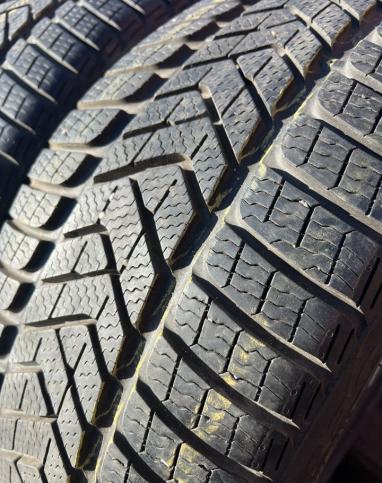 Pirelli Winter Sottozero 3 255/40 R20