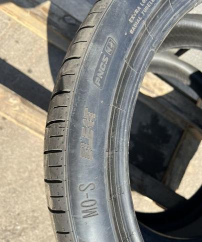 Pirelli P Zero PZ4 265/40 R21