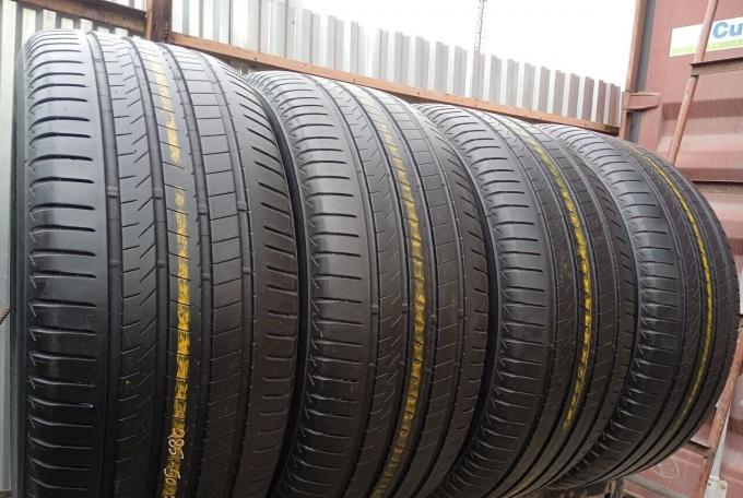 Bridgestone Alenza 001 285/50 R20