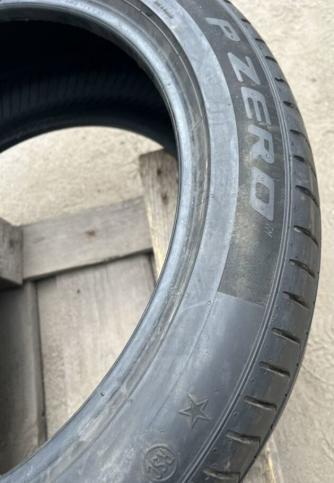 Pirelli P Zero PZ4 245/45 R19