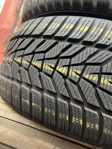 Hankook Winter I'Cept Evo 3 W330 235/45 R19