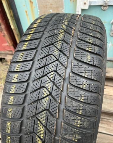 Pirelli Winter Sottozero 3 245/40 R19