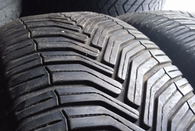 Michelin CrossClimate 225/45 R18