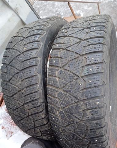 Dunlop Ice Touch 215/65 R16