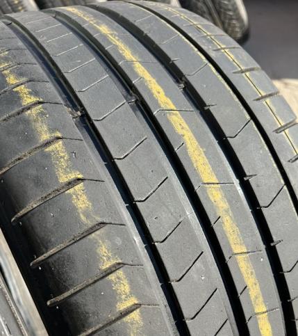 Pirelli P Zero PZ4 295/30 R20