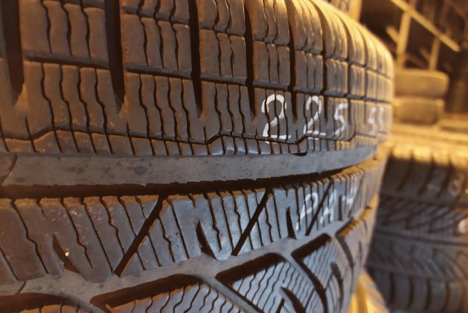 Michelin Pilot Alpin 4 225/55 R18