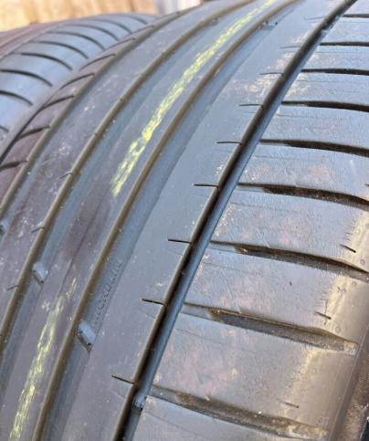 Michelin Pilot Sport 4 SUV 275/50 R21