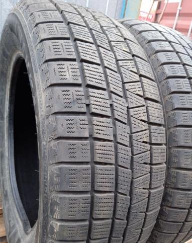 Nankang ESSN-1 Corsafa 215/60 R17