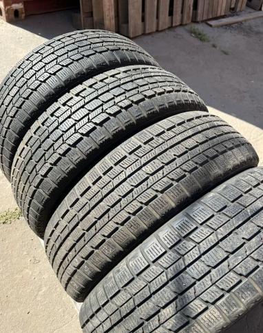 Dunlop Graspic DS3 215/60 R17