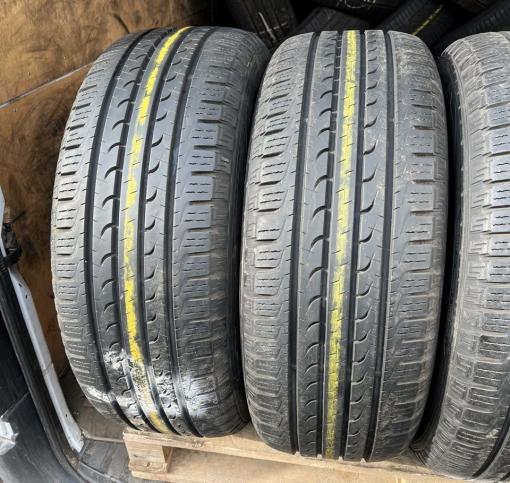 Goodyear EfficientGrip SUV 4x4 245/60 R18