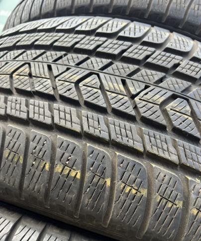 Pirelli Scorpion Winter 285/45 R22