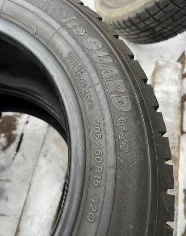 Yokohama Ice Guard IG30 205/60 R16