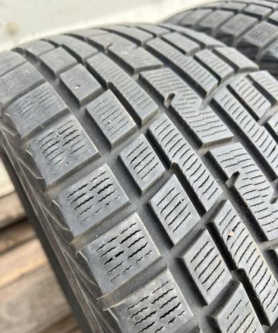 Yokohama Ice Guard IG30 205/55 R16