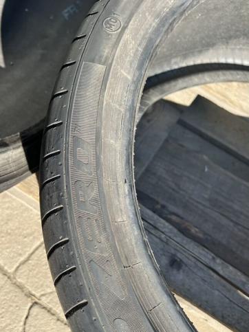 Pirelli P Zero PZ4 295/30 R20