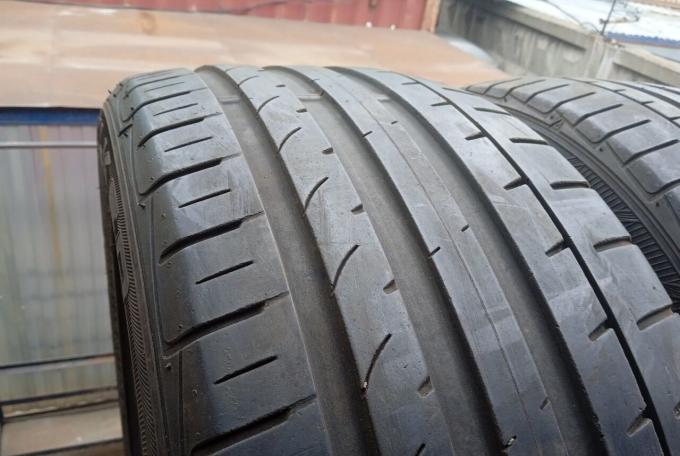 Falken Azenis FK-453 245/45 R18