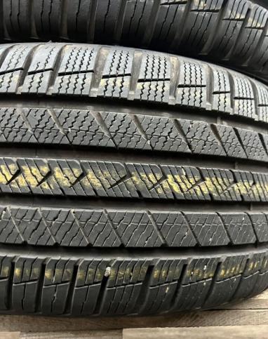 Vredestein QuaTrac Pro 245/40 R19