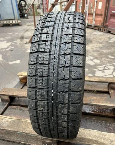 Toyo Winter Tranpath MK4a 225/65 R17