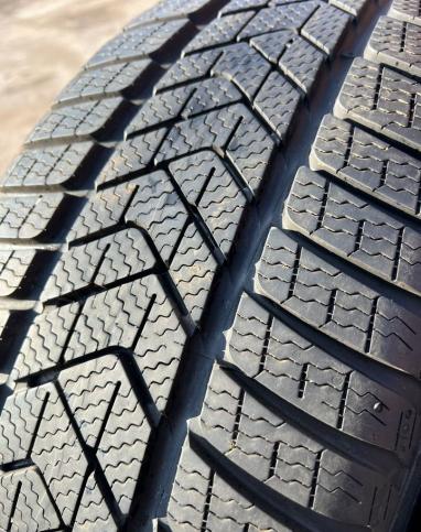 Pirelli Winter Sottozero 3 245/50 R19