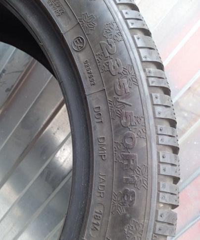 Dunlop SP Winter Sport 4D 235/50 R18