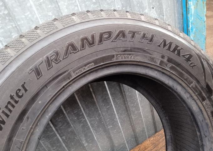 Toyo Winter Tranpath MK4a 215/70 R16