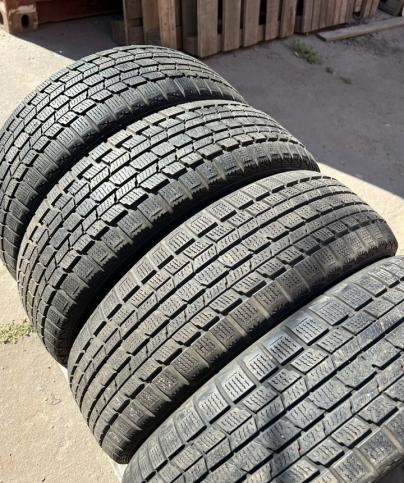 Dunlop Graspic DS3 215/60 R17