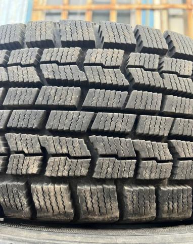 Goodyear Ice Navi Zea 205/65 R16