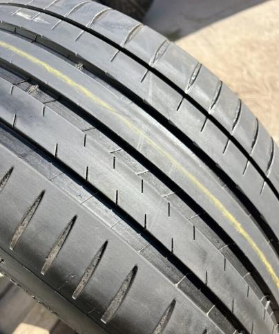 Michelin Pilot Sport 4 S 275/40 R22