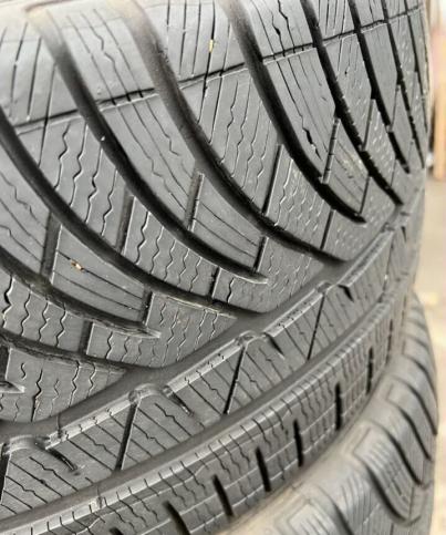 Michelin Pilot Alpin 4 225/40 R18