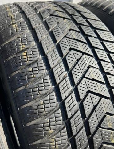 Pirelli Scorpion Winter 275/45 R21