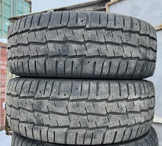 Michelin Agilis X-Ice North 235/65 R16C
