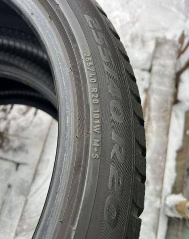 Pirelli Winter Sottozero 3 255/40 R20