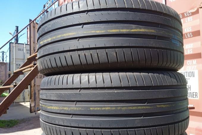 Michelin Pilot Sport 4 SUV 275/45 R21