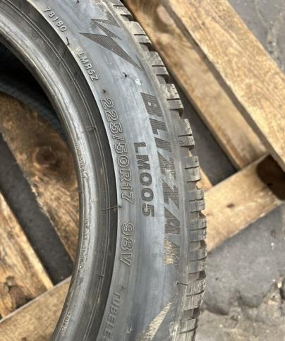 Bridgestone Blizzak LM-005 225/50 R17