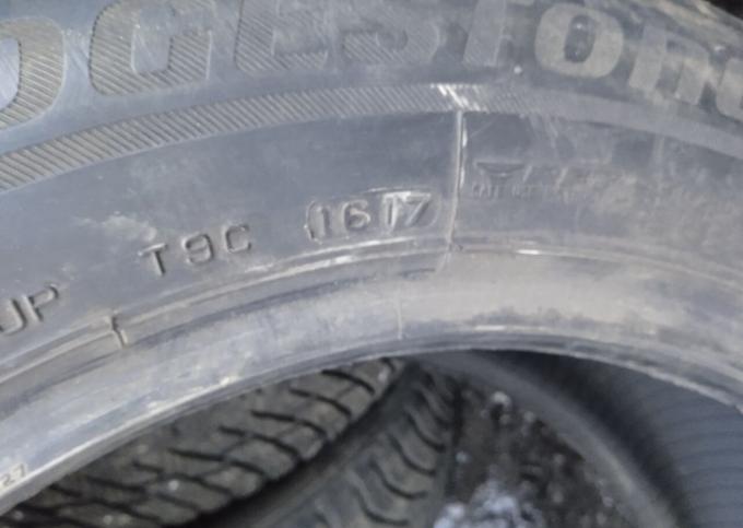 Bridgestone Blizzak LM-001 225/55 R17