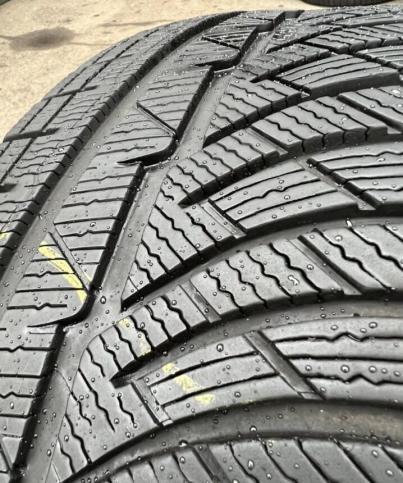 Michelin Pilot Alpin 4 235/55 R18