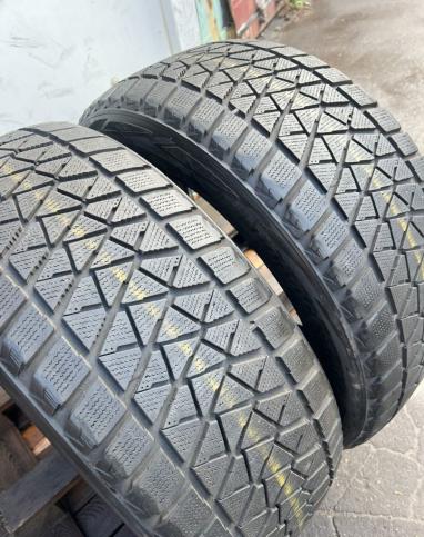 Bridgestone Blizzak DM-V2 285/45 R22