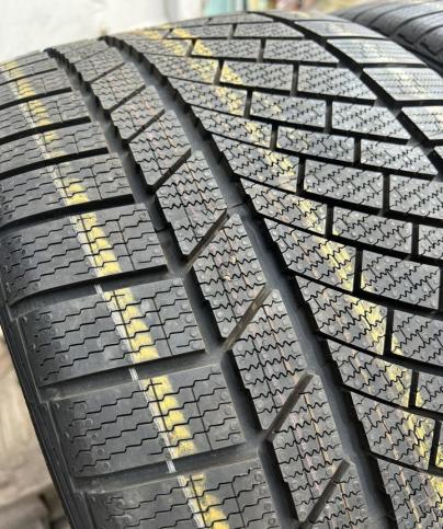 Continental ContiWinterContact TS 830 P 295/30 R20