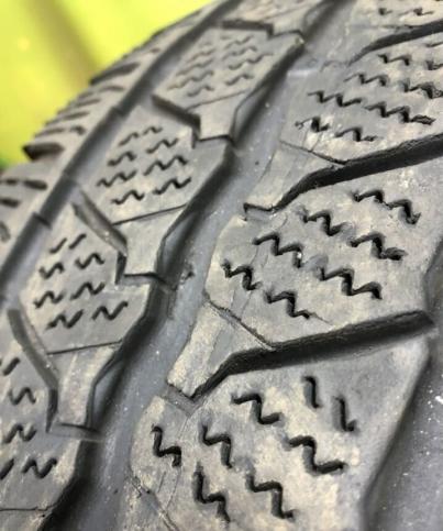 Continental VanContact Winter 235/65 R16C