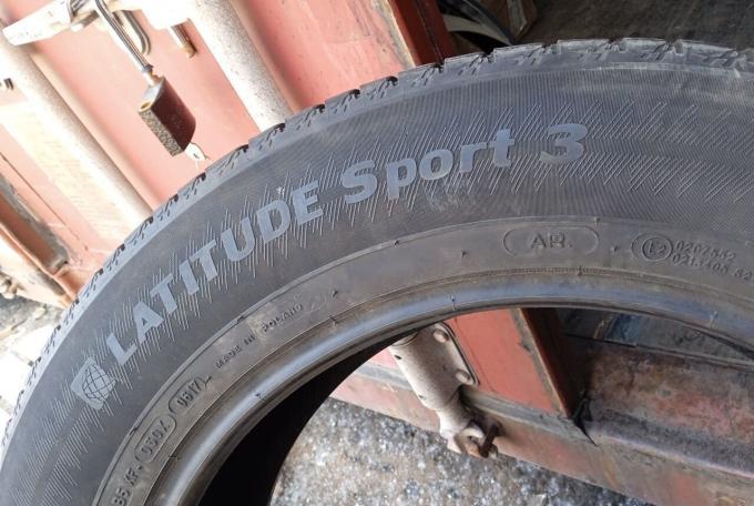 Michelin Latitude Sport 3 235/60 R18