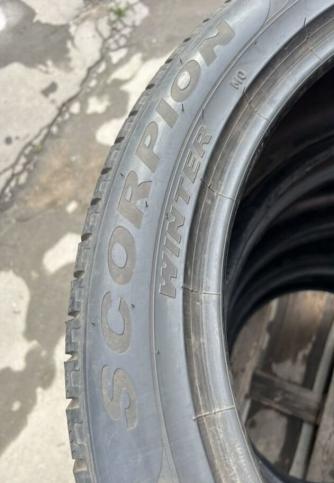 Pirelli Scorpion Winter 285/45 R22