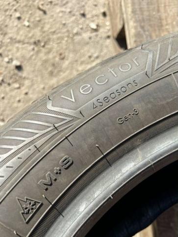 Goodyear Vector 4Seasons Gen-3 205/60 R16