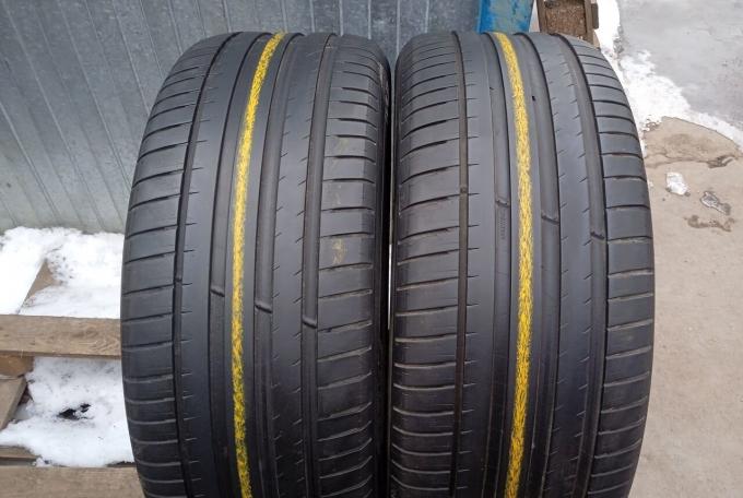 Michelin Pilot Sport 4 SUV 275/50 R21