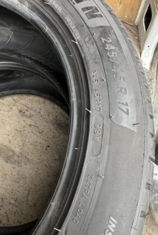 Michelin Primacy 4 245/45 R17