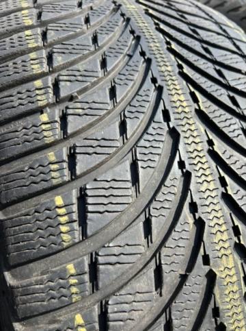 Michelin Latitude Alpin LA2 255/45 R20