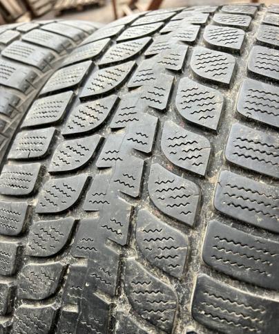 Bridgestone Blizzak LM-25 255/50 R19