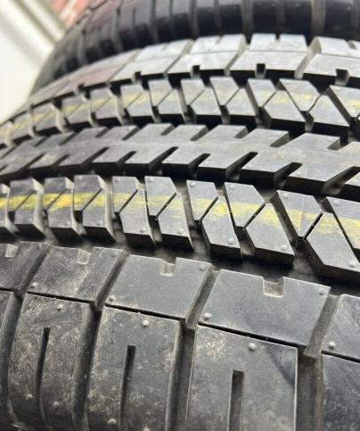 Bridgestone Dueler H/T 684II 275/60 R20